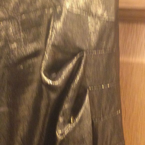 Sussana One- Shoulder Assimetrical Metallic Silk - Picture 11 of 12